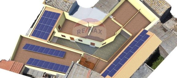 Casa de 9 habitaciónes en Sinnai, Italy No. 32074 11