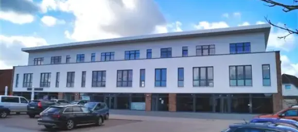 Imóvel comercial de 3 divisões em Plon, Germany N.º 14939 3