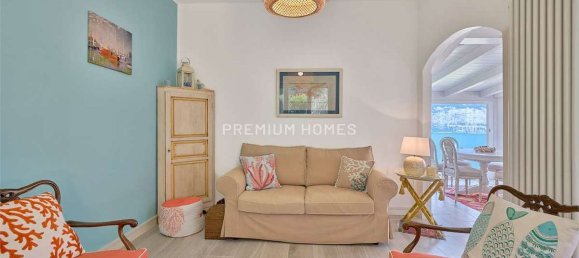 2 bedrooms Penthouse in Malcesine, Italy No. 371773 4