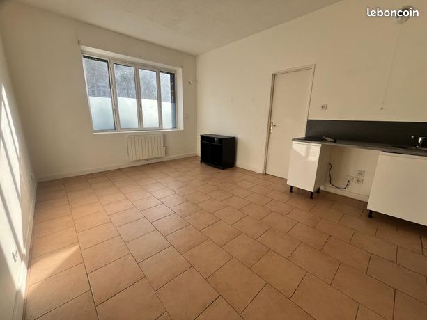 1 bedroom Apartment in Rouen, France No. 353932