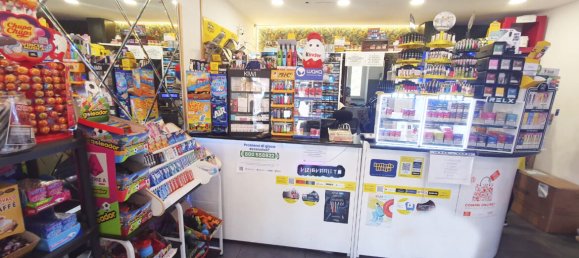 30m² Commercial property in Rome, Italy No. 312787 3