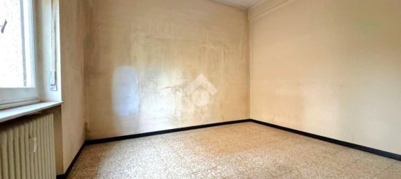 4 rooms Apartment in Tortona, Italy No. 8475 4