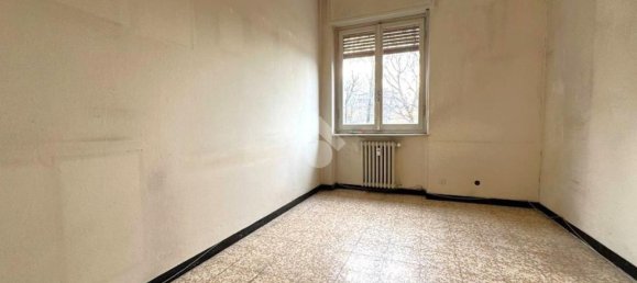 4 rooms Apartment in Tortona, Italy No. 8475 55