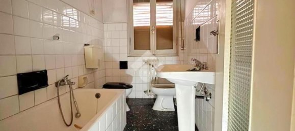 4 rooms Apartment in Tortona, Italy No. 8475 12