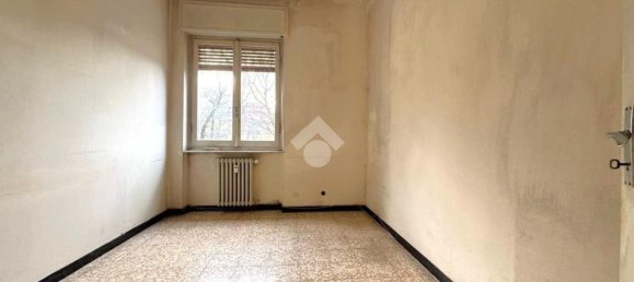 4 rooms Apartment in Tortona, Italy No. 8475 21