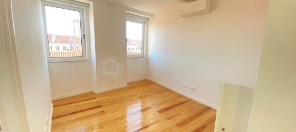 Здание 152м² в Лиссабон, Португалия № 144404 10