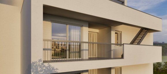 Apartamento de 3 dormitorios en Rovellasca, Italy No. 5744 14