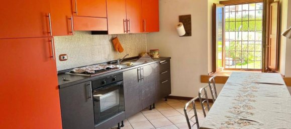 4 Schlafzimmer Haus in Solto Collina, Italy, Nr. 211473 17