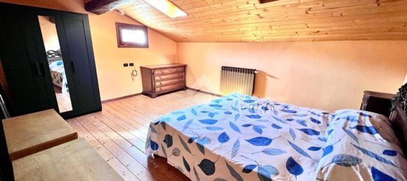 4 Schlafzimmer Haus in Solto Collina, Italy, Nr. 211473 26