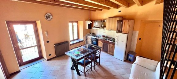 4 Schlafzimmer Haus in Solto Collina, Italy, Nr. 211473 25