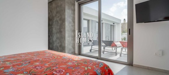 3 bedrooms House in Deryneia, Cyprus No. 24060 21