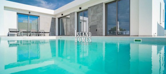 3 bedrooms House in Deryneia, Cyprus No. 24060 19