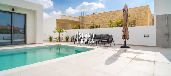 3 bedrooms House in Deryneia, Cyprus No. 24060 30