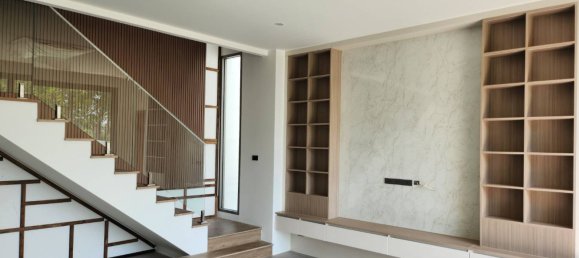 4 bedrooms Villa in Kathu, Thailand No. 8596 13