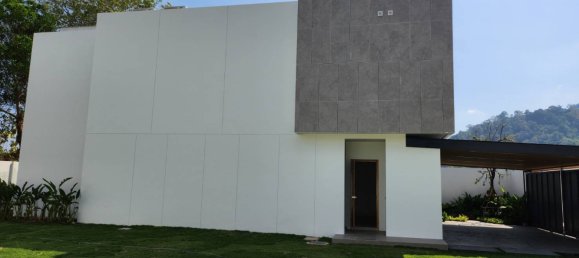 4 bedrooms Villa in Kathu, Thailand No. 8596 10