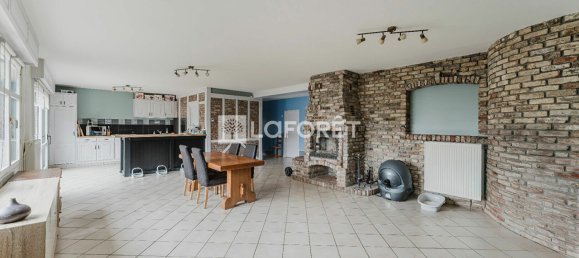 4 bedrooms House in Arleux, France No. 44425 2