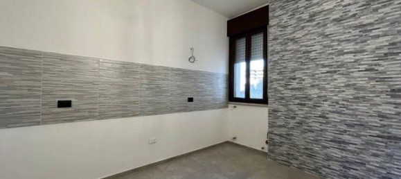 5 rooms Apartment in Taglio di Po, Italy No. 253096 5