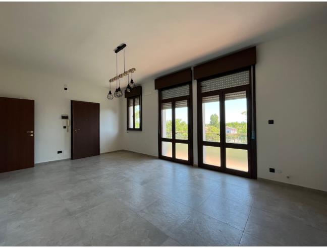 5 rooms Apartment in Taglio di Po, Italy No. 253096