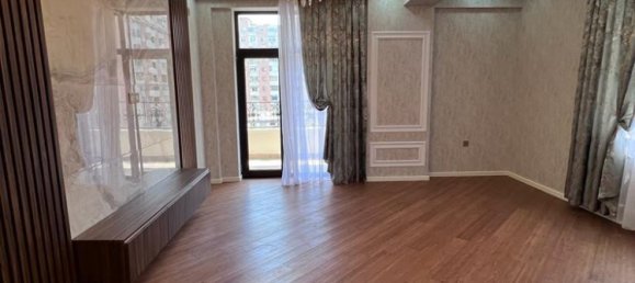 3 Schlafzimmer Wohnung in Baku, Azerbaijan, Nr. 2099 7