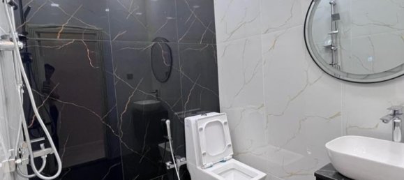 3 Schlafzimmer Wohnung in Baku, Azerbaijan, Nr. 2099 4