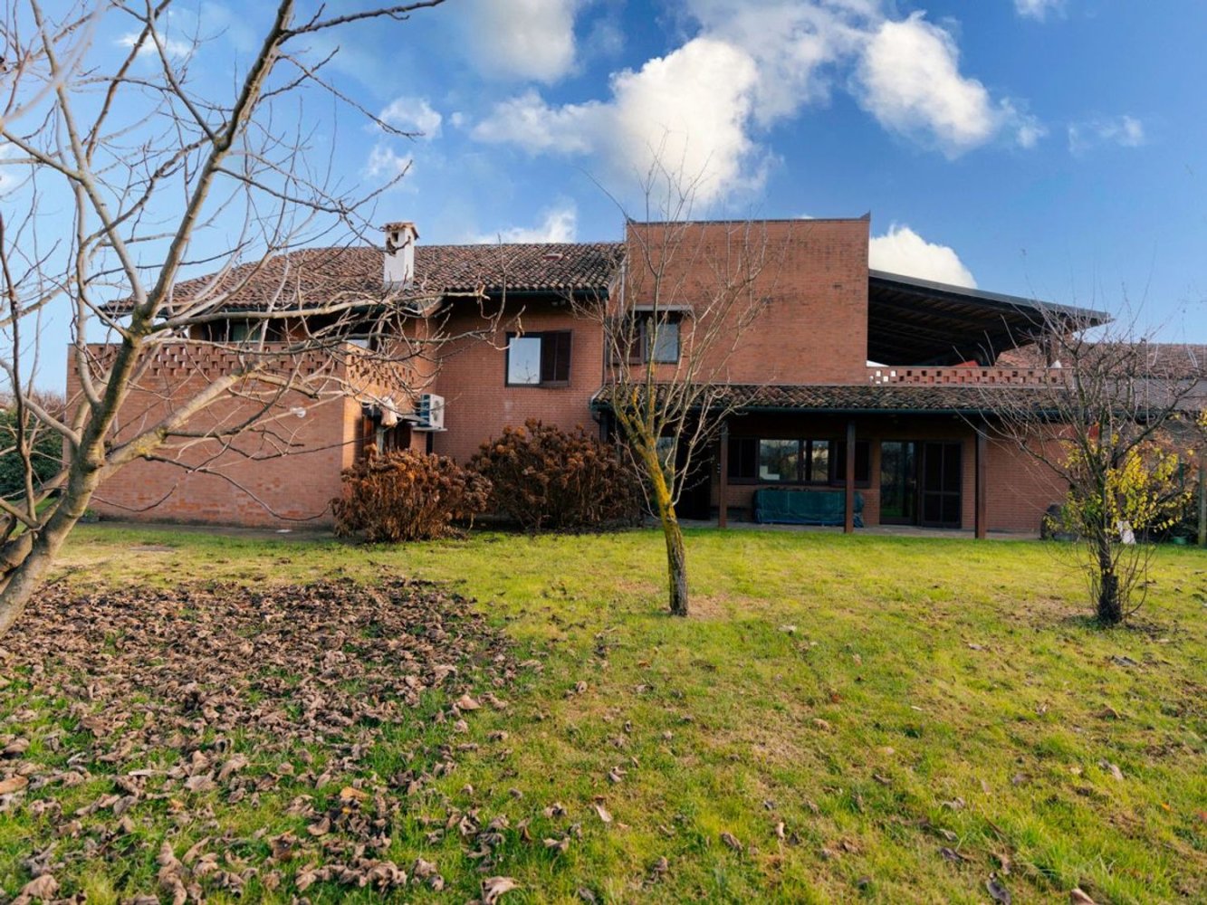 9غرفة فيلا في Pinerolo, Italy رقم 190436