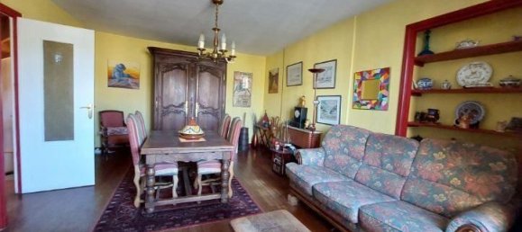 2 Schlafzimmer Haus in Manche, France, Nr. 353771 3