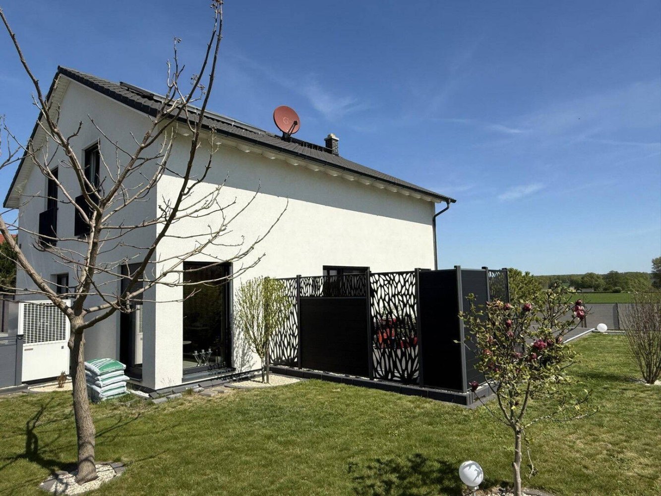 Casa de 3 dormitorios en Saxony, Germany No. 274521