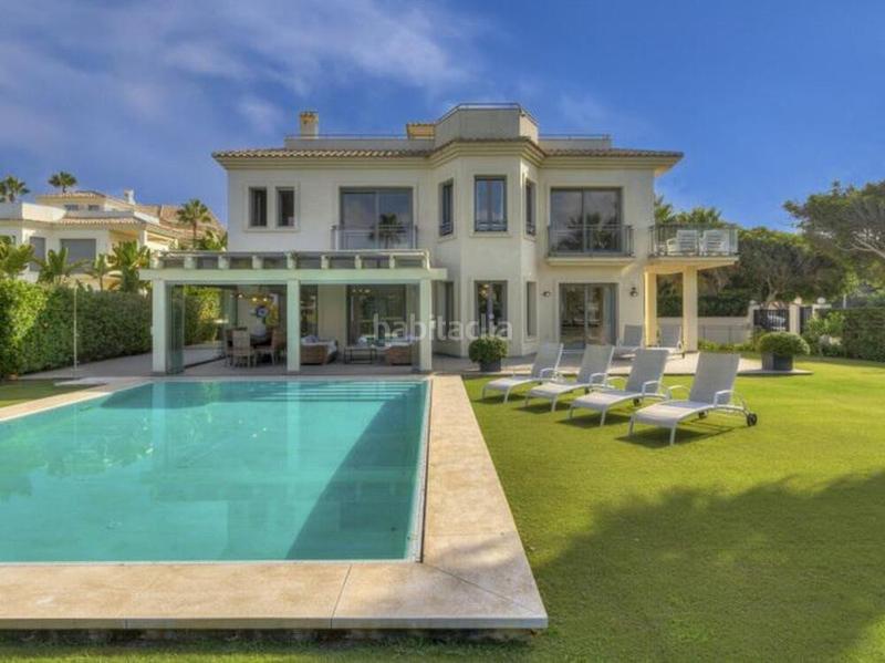 5 bedrooms Villa in Marbella, Spain No. 62664