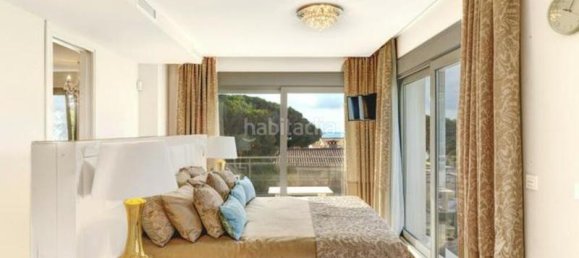 5 bedrooms Villa in Marbella, Spain No. 62664 13