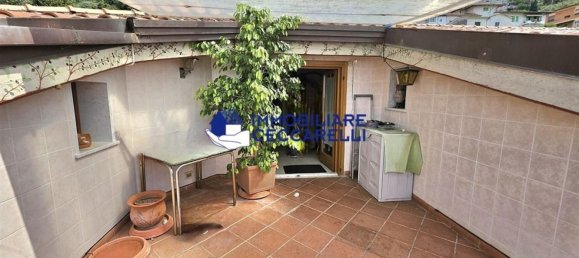 6 bedrooms Apartment in Massa, Italy No. 327395 17