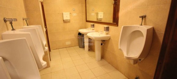  بار في Ciutadella De Menorca, Spain 173متر مربع رقم 2008 3