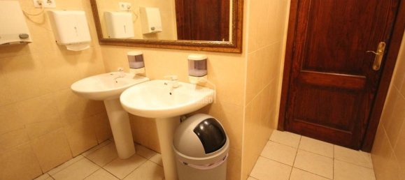  بار في Ciutadella De Menorca, Spain 173متر مربع رقم 2008 4