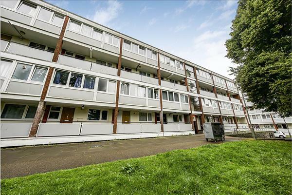 3 bedrooms House in Roehampton, United Kingdom No. 7309