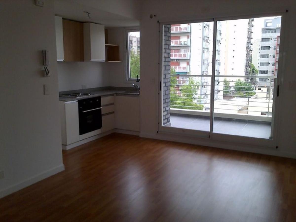 48m² Commercial property in Buenos Aires, Argentina No. 108253