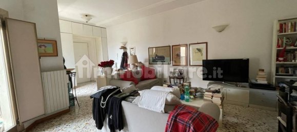 4 bedrooms Apartment in Naples, Italy No. 345904 6