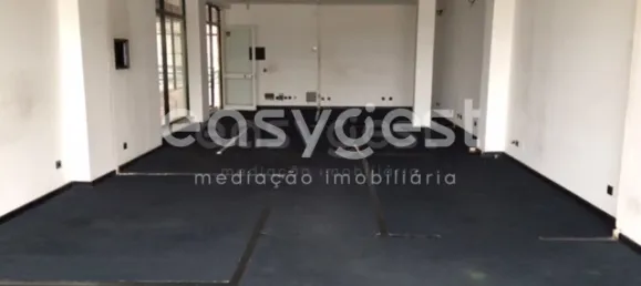 68m² Commercial property in Coimbra, Portugal No. 90625 13