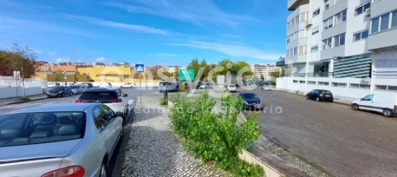 68m² Commercial property in Coimbra, Portugal No. 90625 2