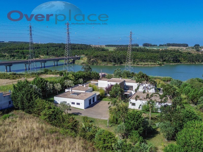 7 chambres Villa à Atouguia da Baleia, Portugal No. 221417