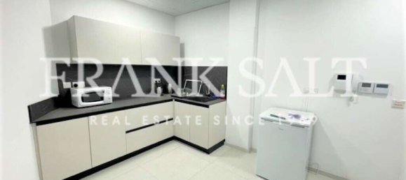 340m² Office in Naxxar, Malta No. 12379 10