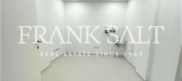 340m² Office in Naxxar, Malta No. 12379 2