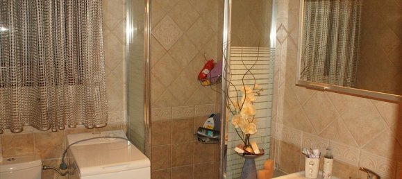 310m² Commercial property in Corfu, Greece No. 7957 2