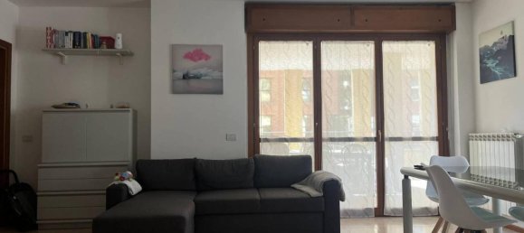 3 rooms Apartment in Gallarate, Italy No. 19325 2