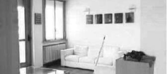 3 rooms Apartment in Bergamo, Italy No. 6711 10