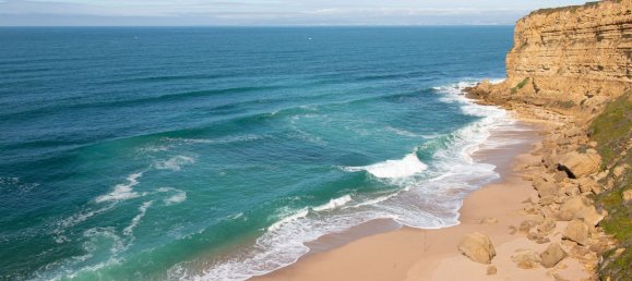 10400m² Land in Sesimbra, Portugal No. 108137 10