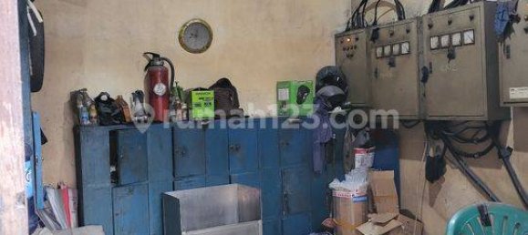 608m² Office in Cengkareng, Indonesia No. 1394 4