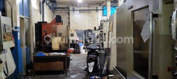 608m² Office in Cengkareng, Indonesia No. 1394 22