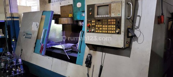 608m² Office in Cengkareng, Indonesia No. 1394 14