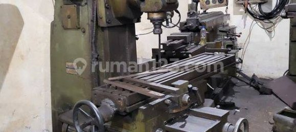 608m² Office in Cengkareng, Indonesia No. 1394 27