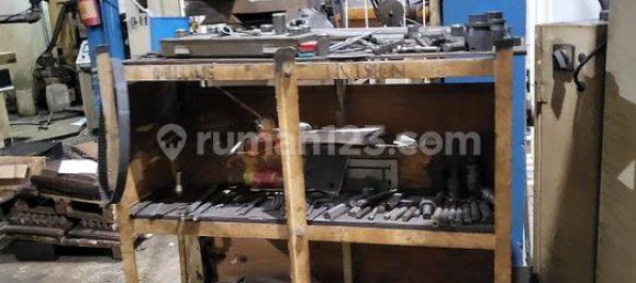 608m² Office in Cengkareng, Indonesia No. 1394 29