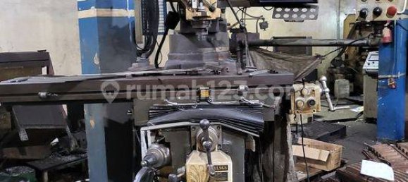 608m² Office in Cengkareng, Indonesia No. 1394 26